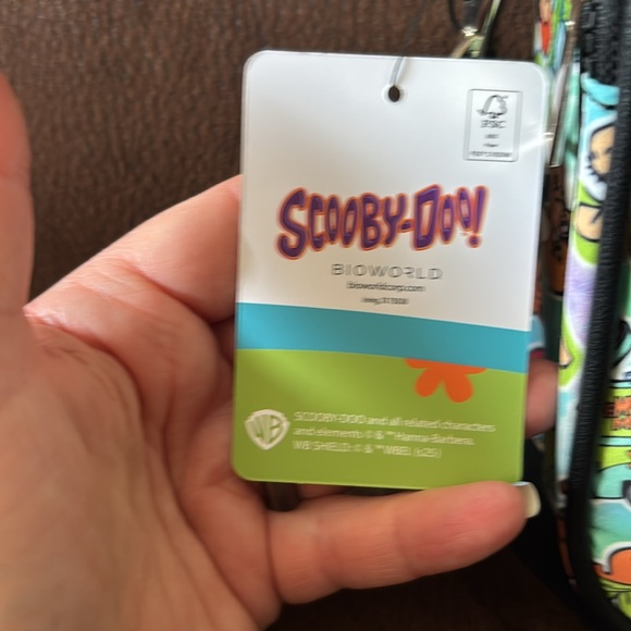 Bioworld Scooby Doo & Gang Crossbody Bag NWT - Picture 6 of 8